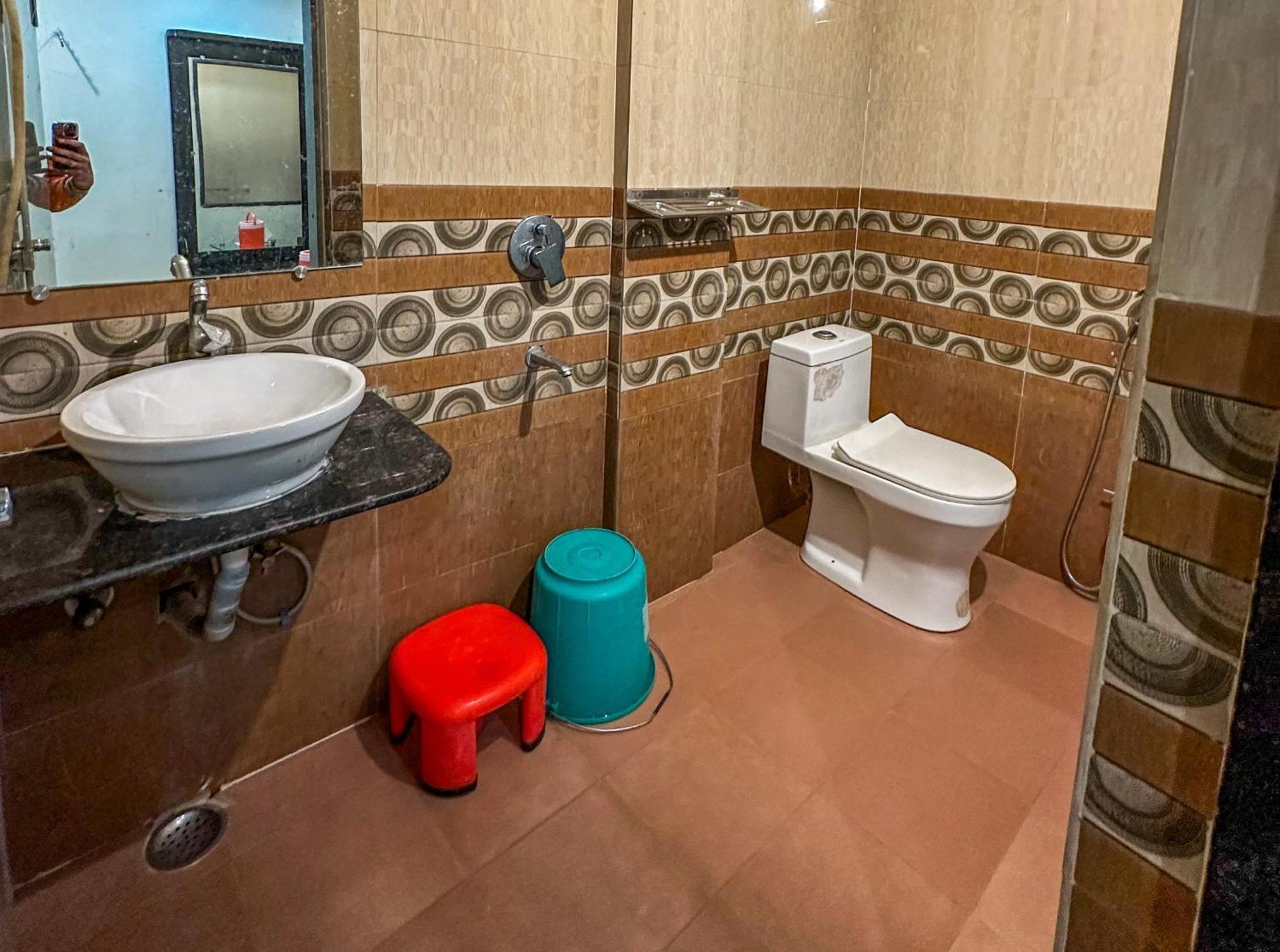 Hotel Payal & Restaurent Pachmarhī Exteriör bild
