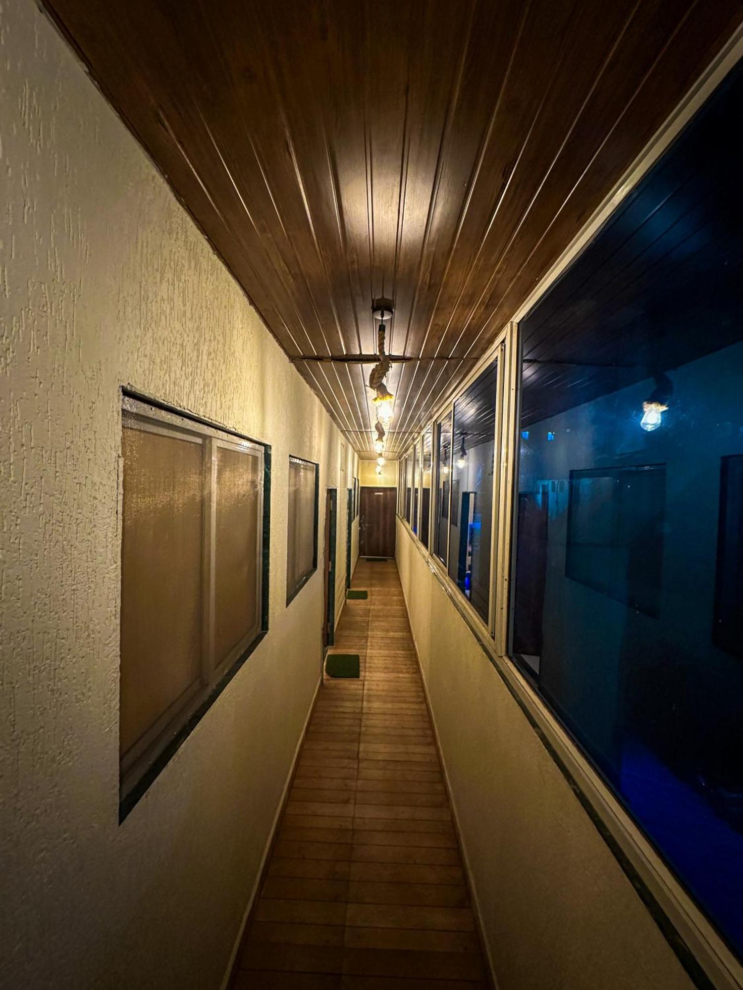 Hotel Payal & Restaurent Pachmarhī Exteriör bild