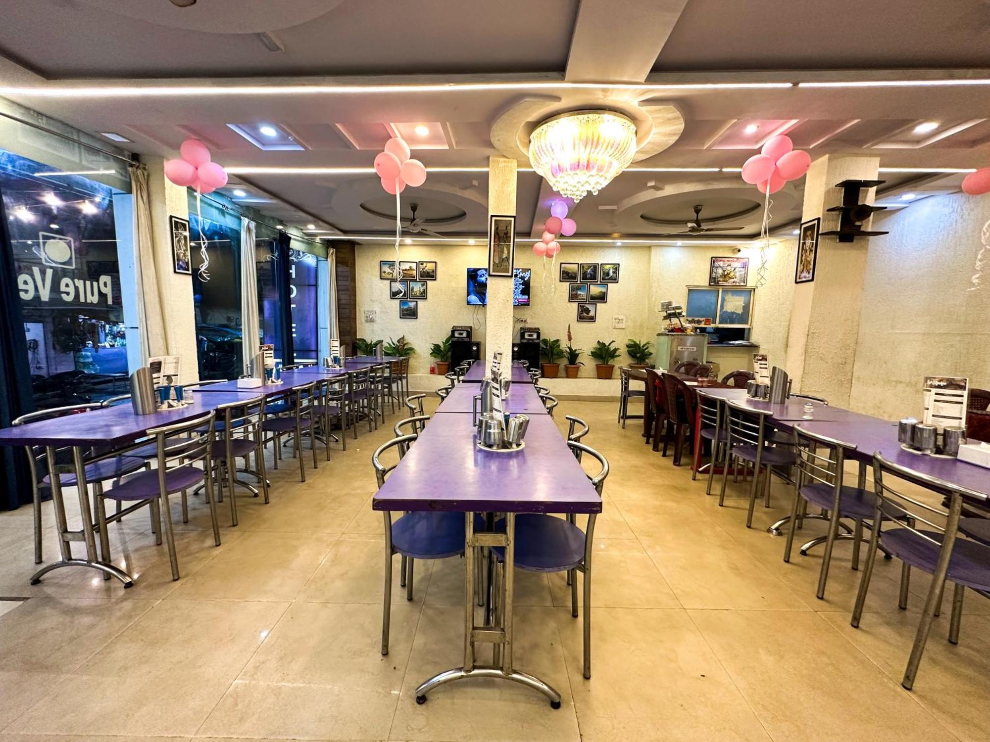 Hotel Payal & Restaurent Pachmarhī Exteriör bild
